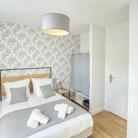 Cosycouronne Apartman