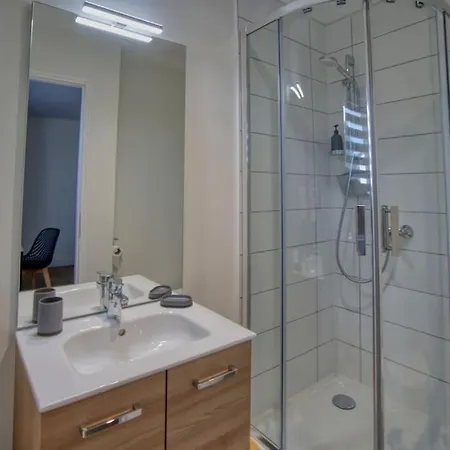 Cosycouronne Apartman *